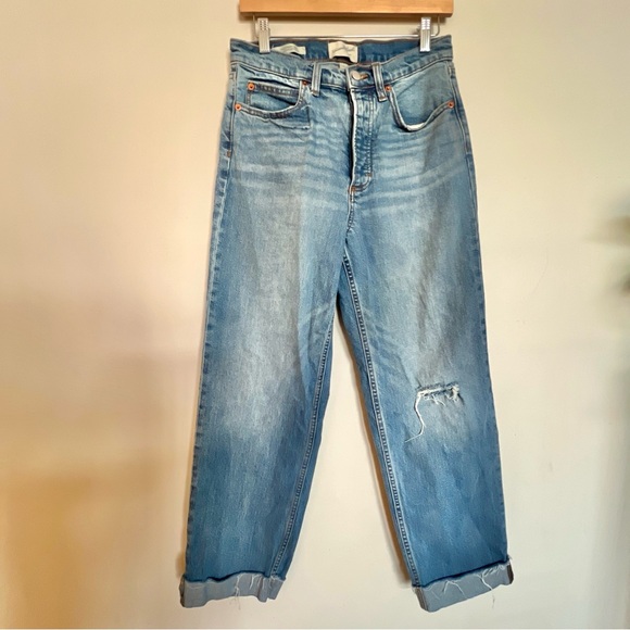 Universal Thread Light Blue Boyfriend Jeans - Picture 2 of 9